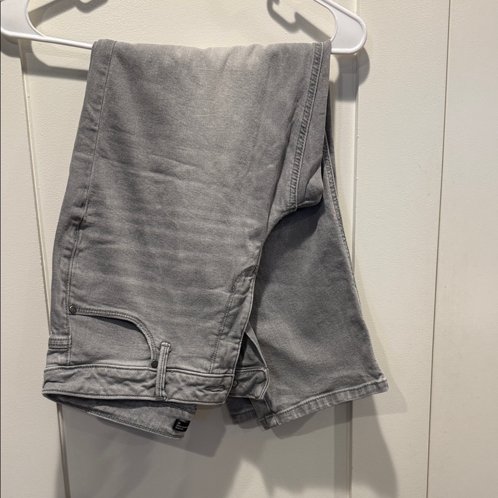 Simply Vera Vera Wang Light Gray Boyfriend Crop Jeans